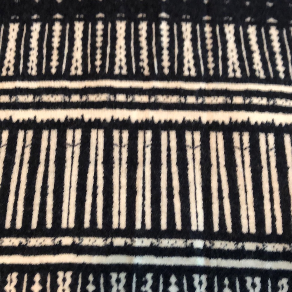 🎉moving sale🎉 LOFT tribal print knit maxi skirt XS - Picture 5 of 7